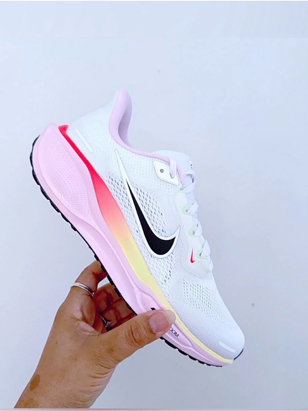Nike Air Zoom Pegasus 41 Women’s Running Shoes White/Black/Pink Gradient